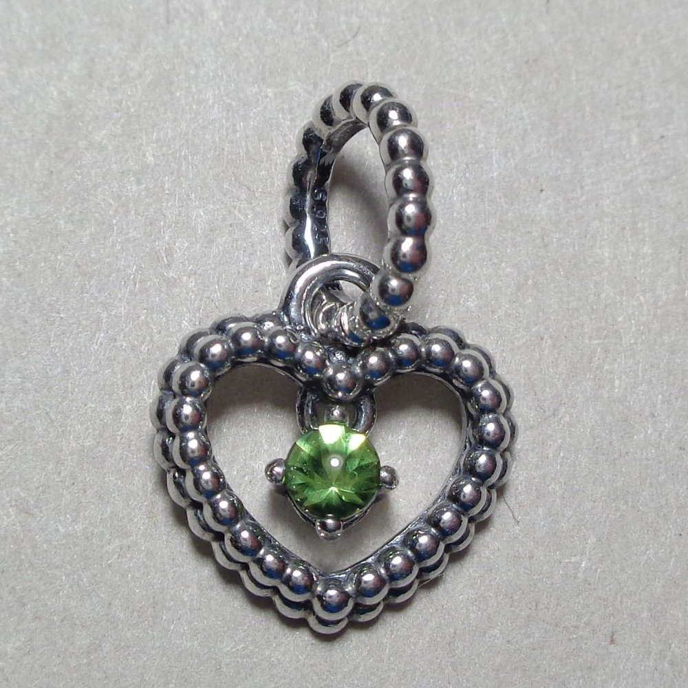 Pandora AUGUST SPRING GREEN BEADED HEART 798854C10 Silver New Dangle Charm